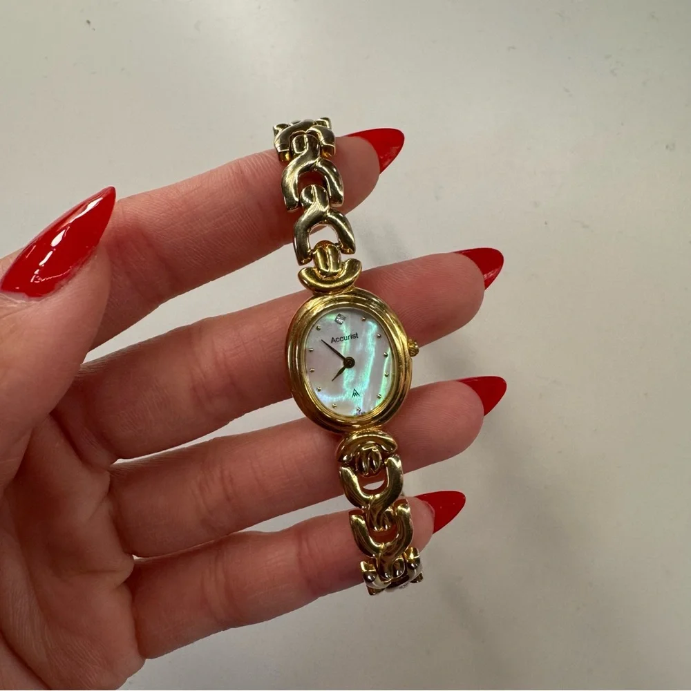 Gold Women's Watch - Picture 1 of 7